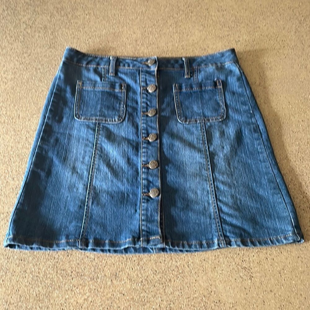 Earl Jean button front denim skirt